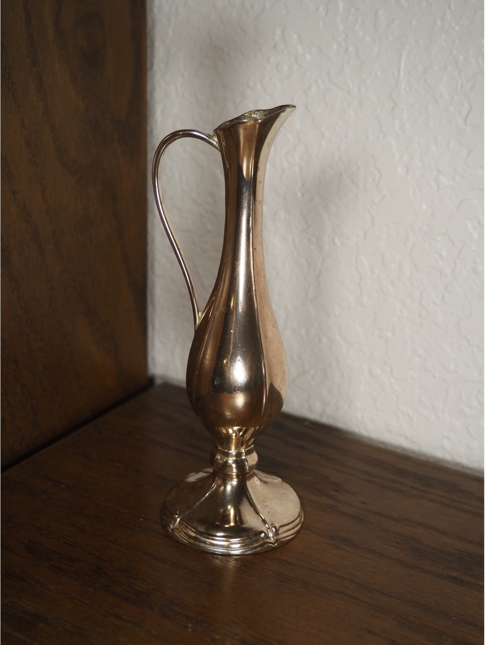 Vintage Japan Mid Century Silver Tarnish Resistant Flower Bud Vase Handle 7"H